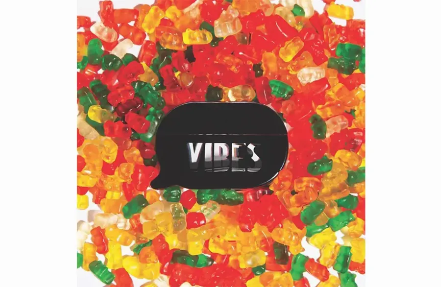 Ким Кардашьян Vibes