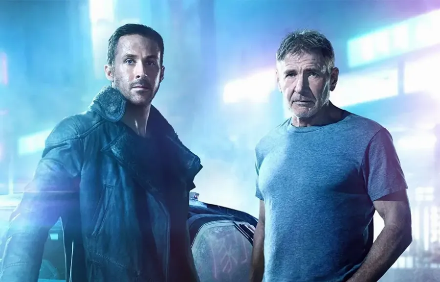 Бегущий по лезвию 2049 (2017)