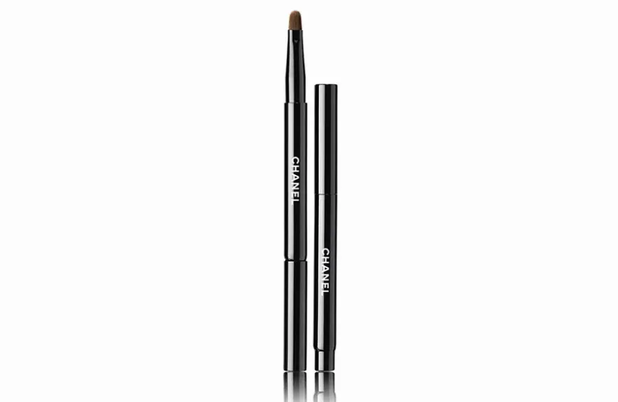 Chanel Les Pinceaux Lip Brush