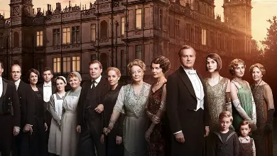 Что посмотреть на досуге: Топ-5 сериалов для девушек