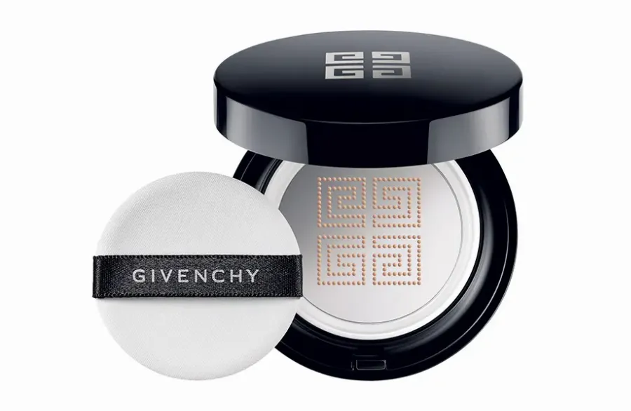 Givenchy Teint Couture Cushion Foundation SPF 10