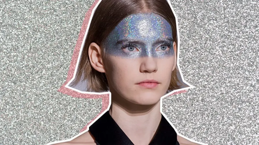 Глиттер и nude: главные beauty-образы на показе Givenchy Couture