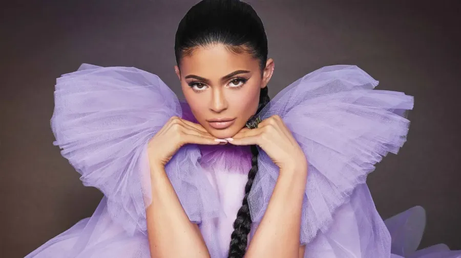 Kylie Cosmetics представили новые матовые тинты для губ