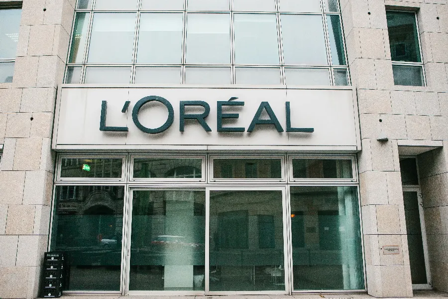 L’Oréal запускает широкую программу по борьбе с COVID-19