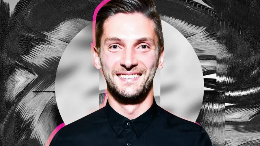 Дмитрий Деркач о "Планете Кино",вине и домашней стрижке (интервью)