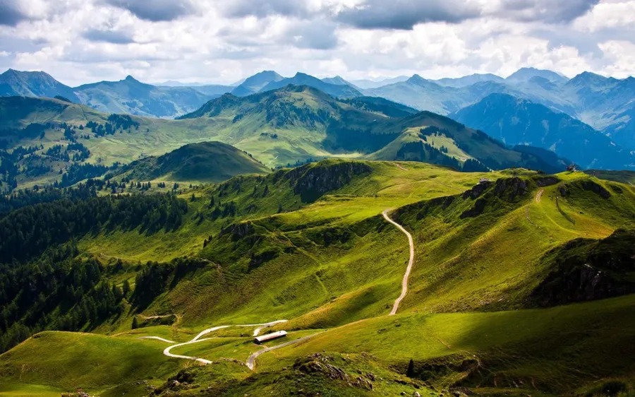Карпати Україна