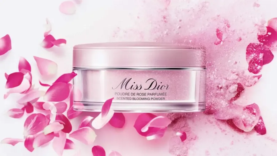 Dior Beauty представит новую парфюмированную пудру для тела