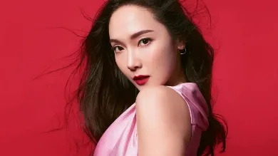 Звезда k-pop Джессика Чон стала глобальным амбассадором Revlon