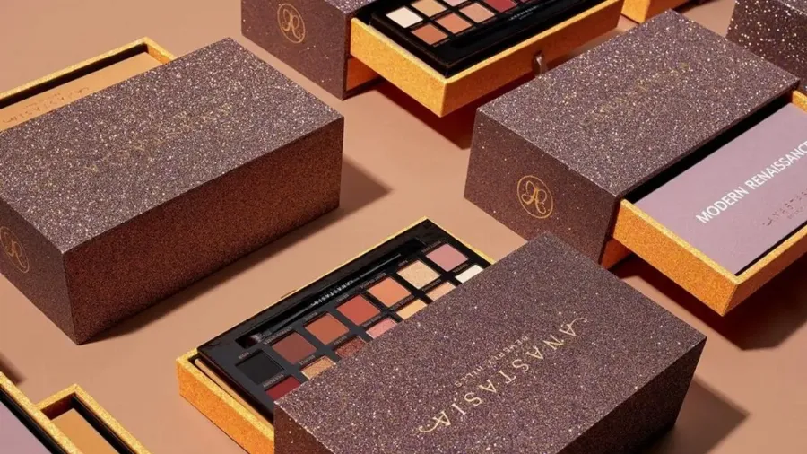 Встречаем: праздничный набор для макияжа глаз от Anastasia Beverly Hills