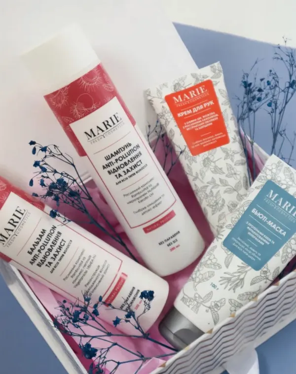 Marie Fresh Cosmetics, праздничные наборы досмотровой косметики Christmas lights, Silk pleasure и Miracle skin