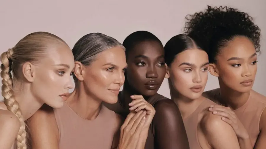 Расширение KKW Beauty Ким Кардашьян заключила соглашение с Coty