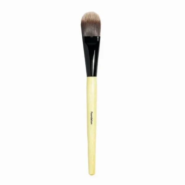 Плоский пензлик від Bobbi Brown