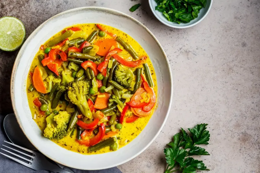Индонезийский карри с овощами
