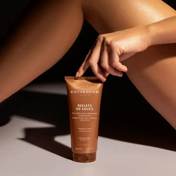 Крем-гель для автозасмаги Reflets De Soleil від Institut Esthederm