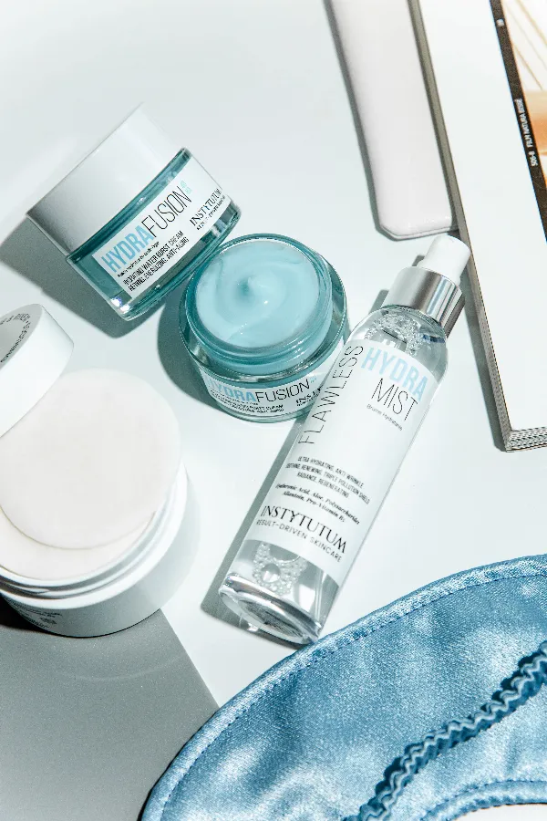 Нічна сироватка для шкіри голови «Зміцнення та ріст» Night Scalp Serum від Ikoo 