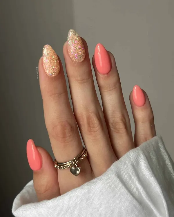 Peach Fuzz манікюр