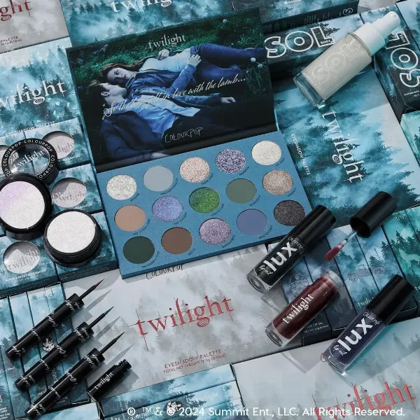 Colourpop запустили колаборацію з «Сутінками»
