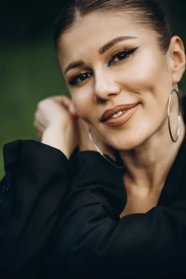 Alena Omargalieva інтерв'ю