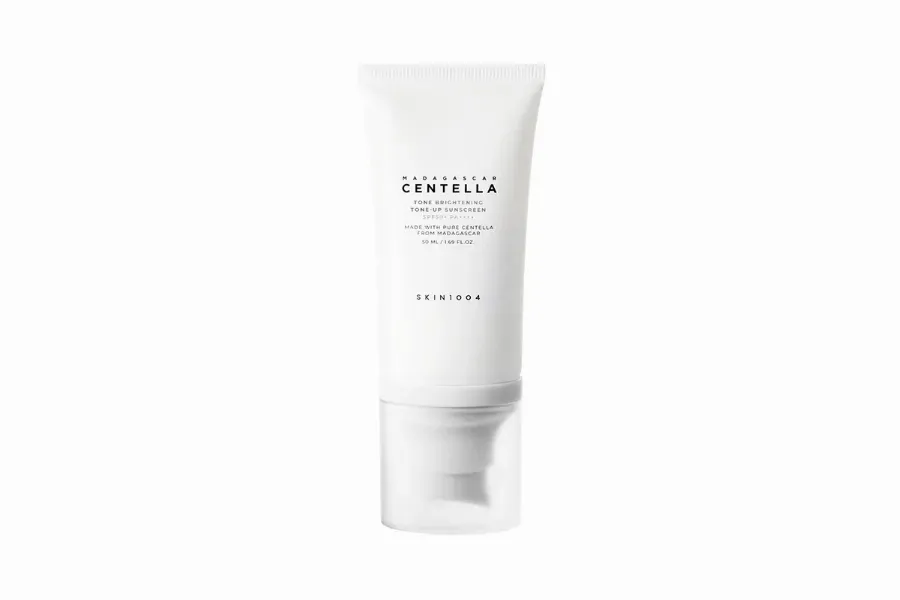 Skin1004 Madagascar Centella Hyalu-Cica Water-Fit Sun Serum
