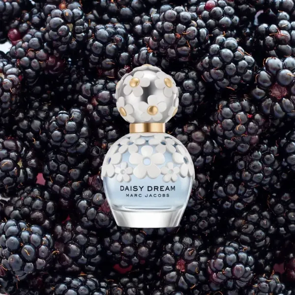Daisy Dream by Marc Jacobs