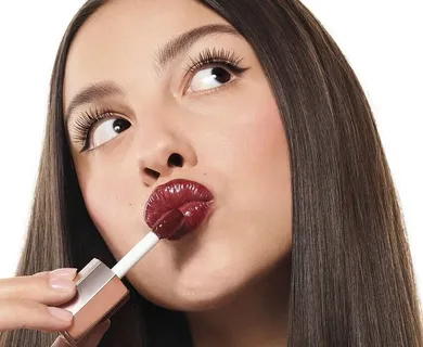 Літня колекція блисків для губ Lip Idôle Juicytreat з’явилася у Lancôme