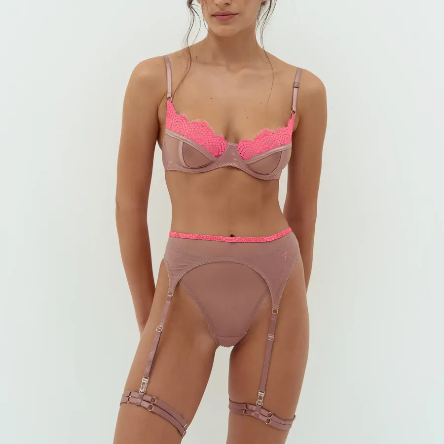 Not Your Fault, Комплект Coachella Pink 