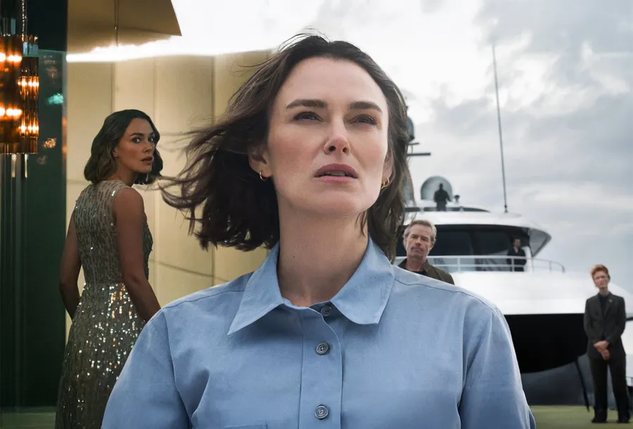 Кіра Найтлі та Гай Пірс у новому серіалі Netflix «Жінка з каюти №10»