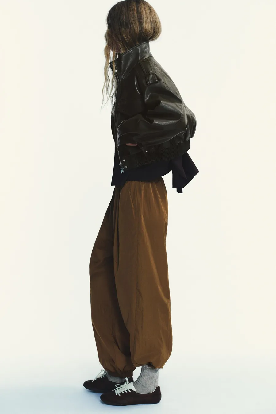 Zara, Коротка куртка з ефектом шкіри 