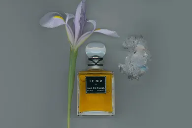 Balenciaga презентували парфумерну колекцію із 10 нових ароматів