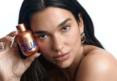 Дуа Ліпа запустила власну лінійку засобів догляду за шкірою Dua by AB Science