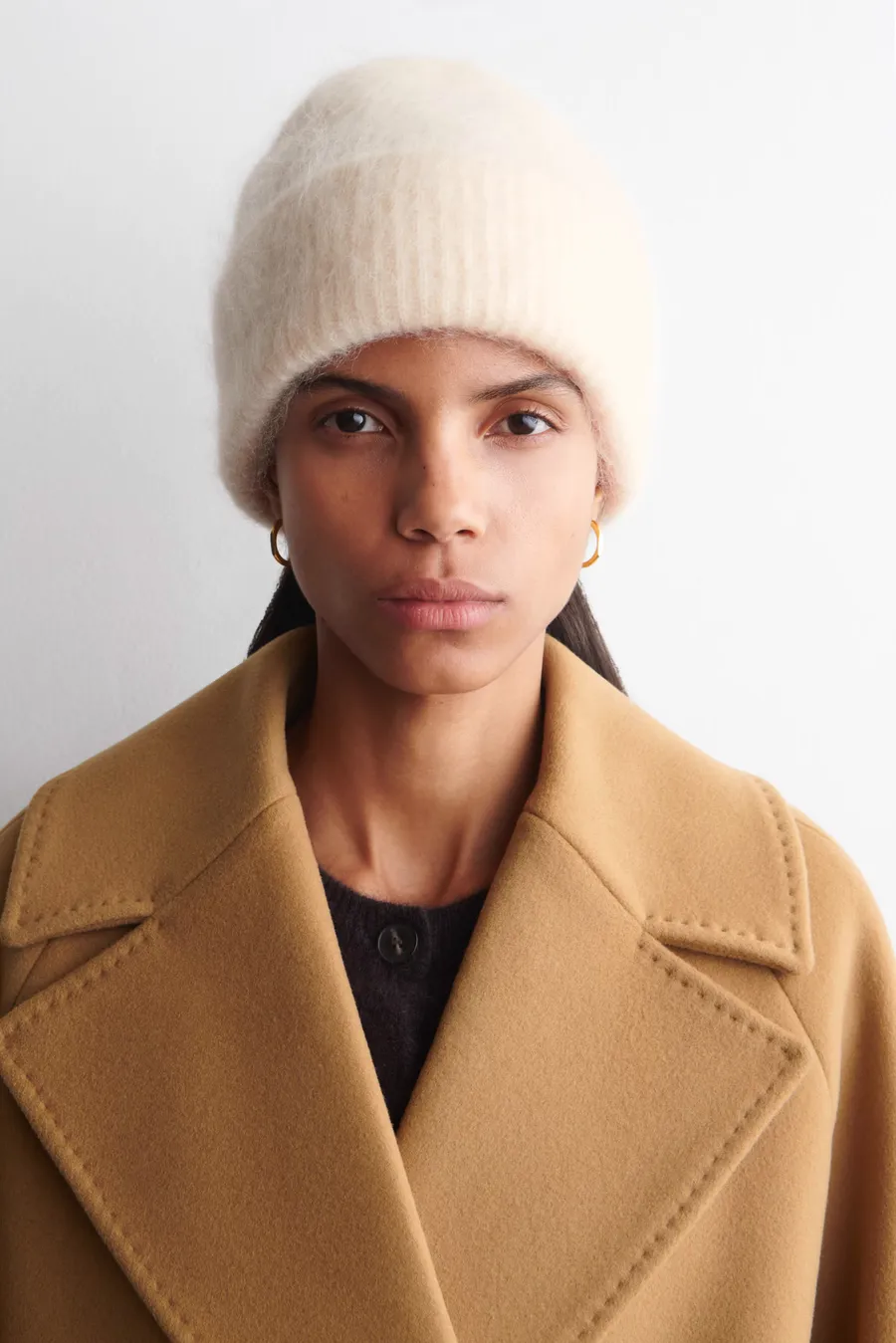 Cos, Bonnet en mohair côtelé