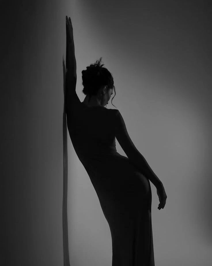 Dark Feminine Girl